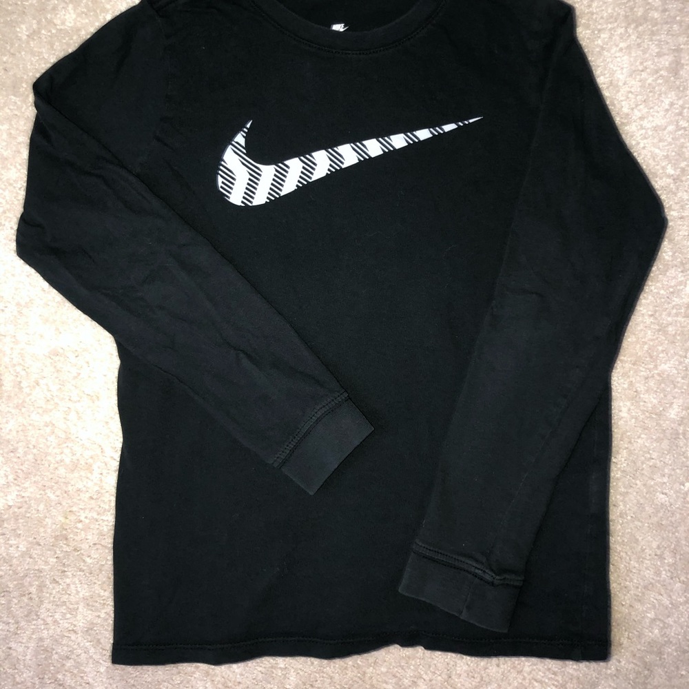 Long sleeve nike tee